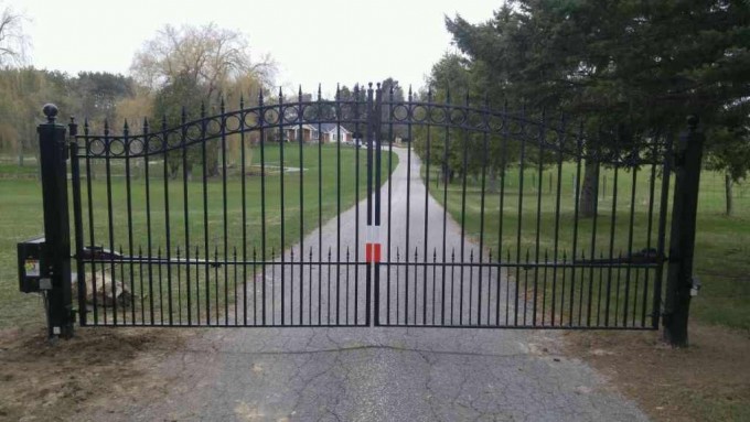 Concord Bi Parting Gate